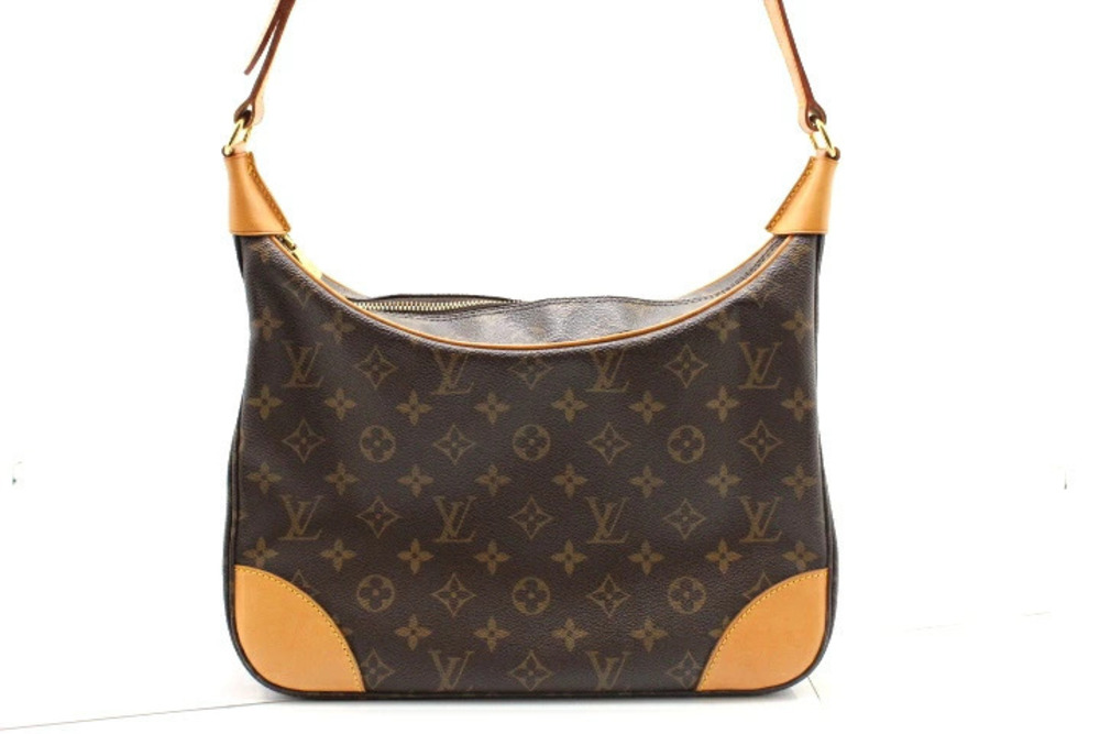 LOUIS VUITTON Boulogne Shoulder Bag Monogram